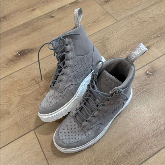 Sold - Picture 2 of 4